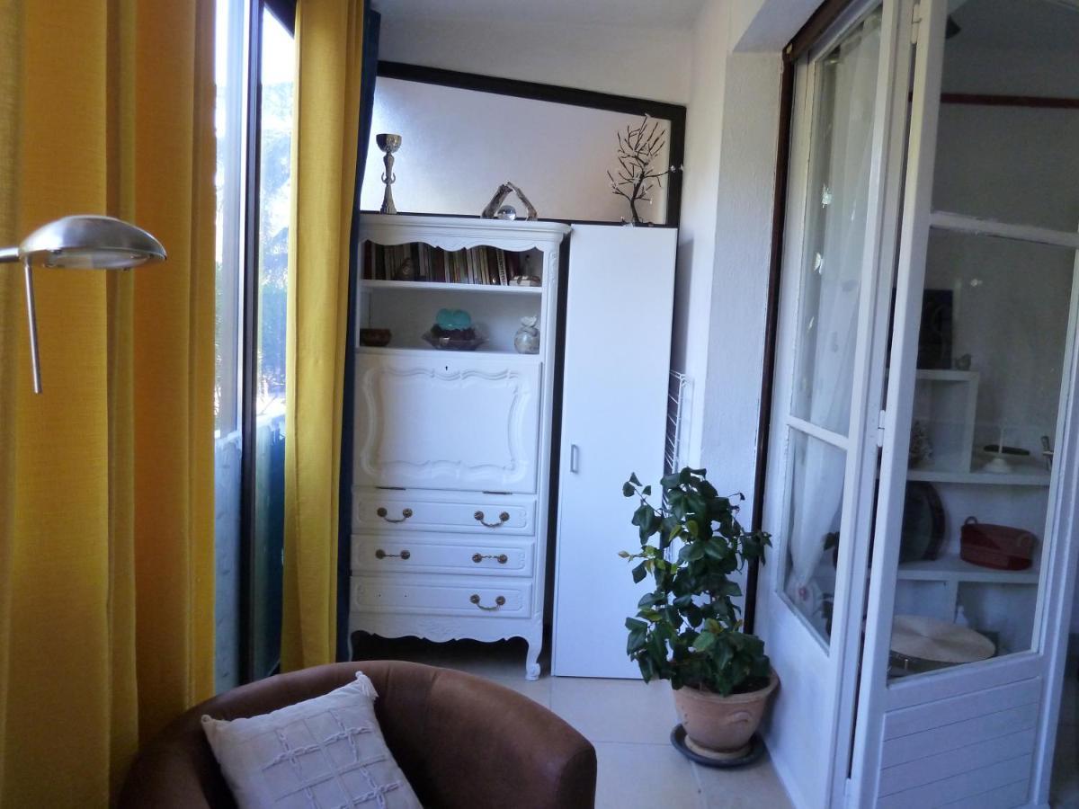 Carnoux-en-ProvenceStudio Melisseアパートメント エクステリア 写真